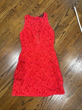BCBG MaxAzaria:Red Lace Overlay Sleeveless Dress